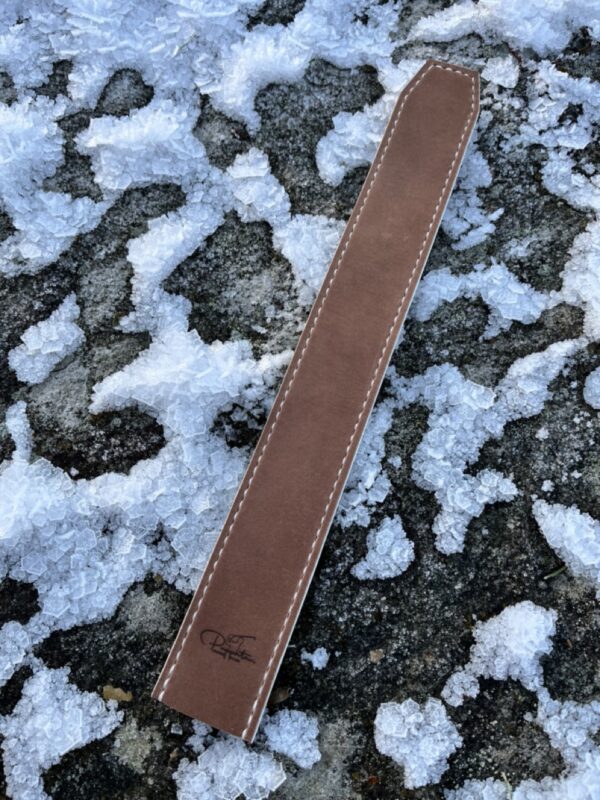 Alignment stick cover in Italian brown genuine leather. Possible to personalize.