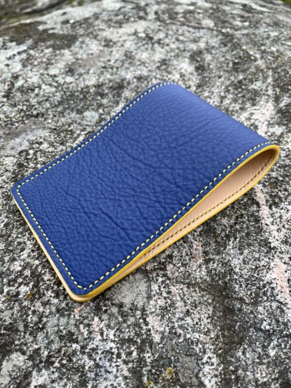 Navy blue golf yardage book cover in swedish and italian leather.